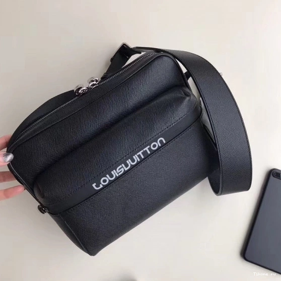 Cheap Louis Vuitton Messenger 0804